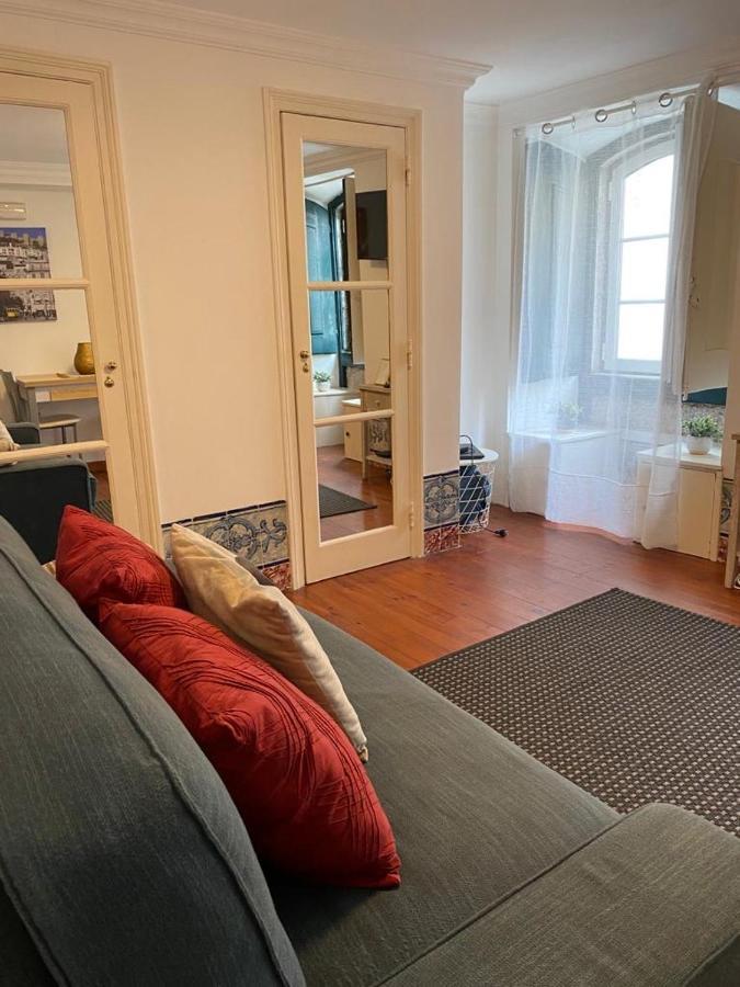 Cozy Estrela Apartment Lisbon Exterior photo