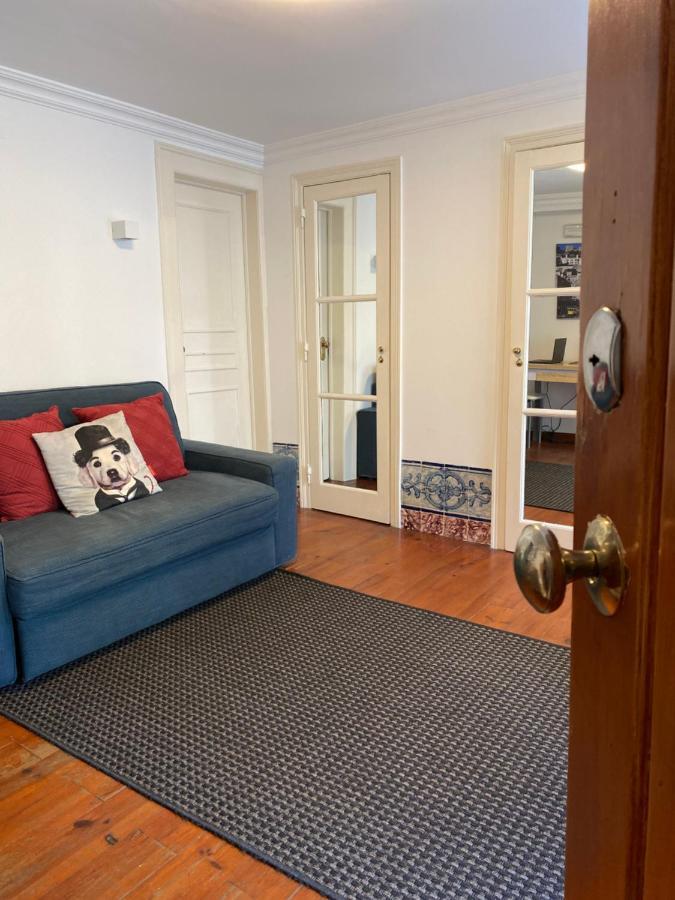 Cozy Estrela Apartment Lisbon Exterior photo